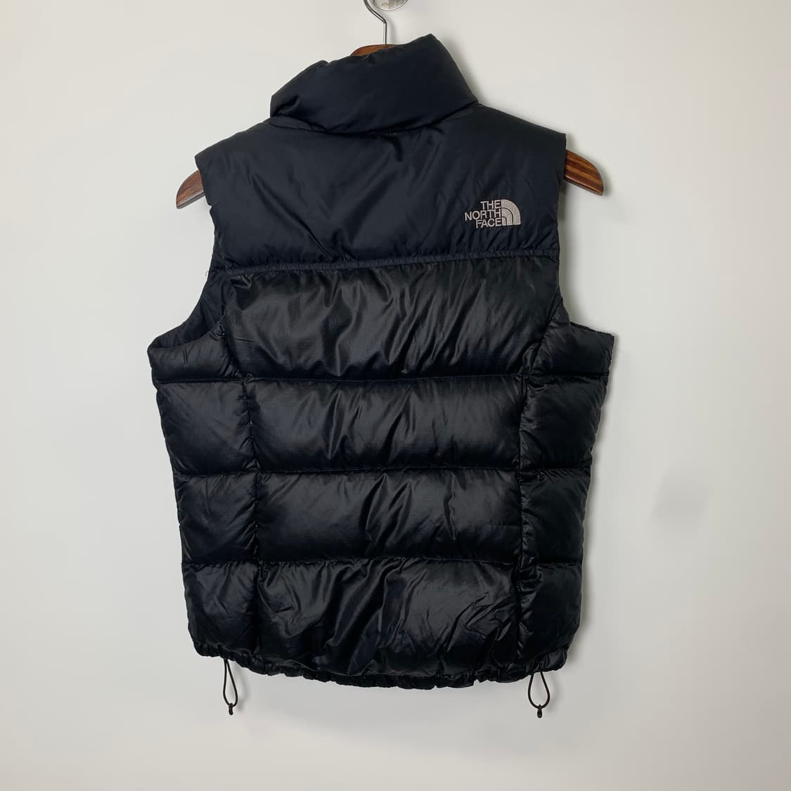노스페이스 700 눕시 블랙 조끼 패딩 상품이미지4