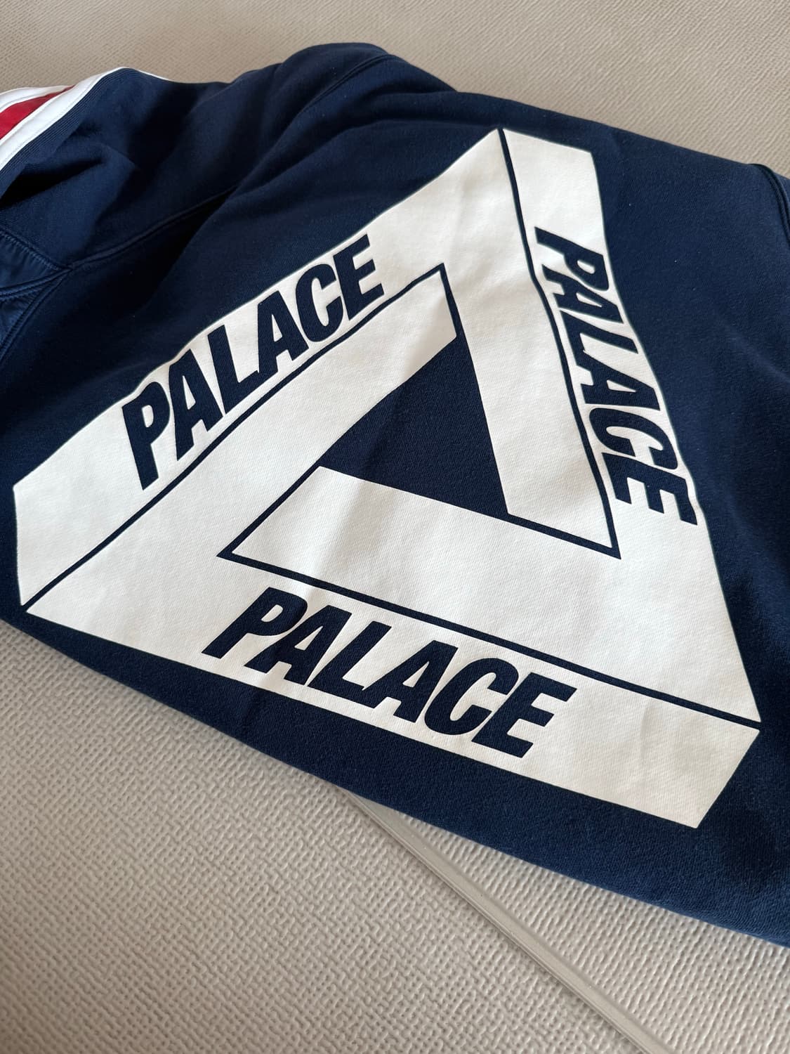 팔라스x아디다스 콜라보 후드 상품이미지1