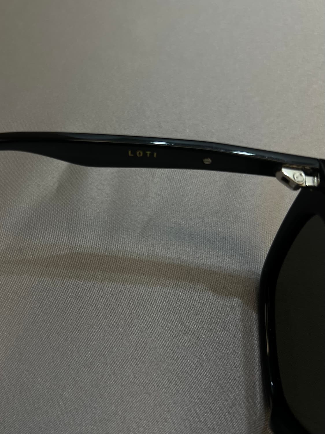 젠틀몬스터 LOTI BLACK 상품이미지5