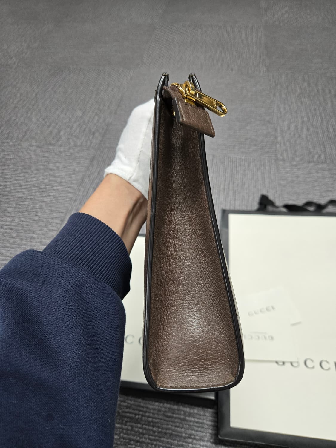 [특가][정품] 구찌 시그니처 삼선 보야주 클러치백 상품이미지4