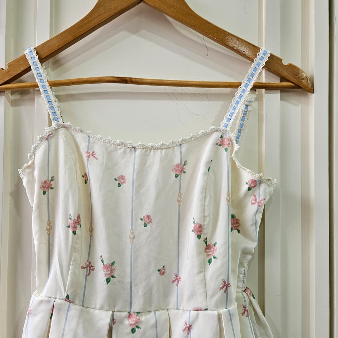 Ank Rouge(앙크루즈) 로즈 프린트 스모크 원피스 상품이미지3