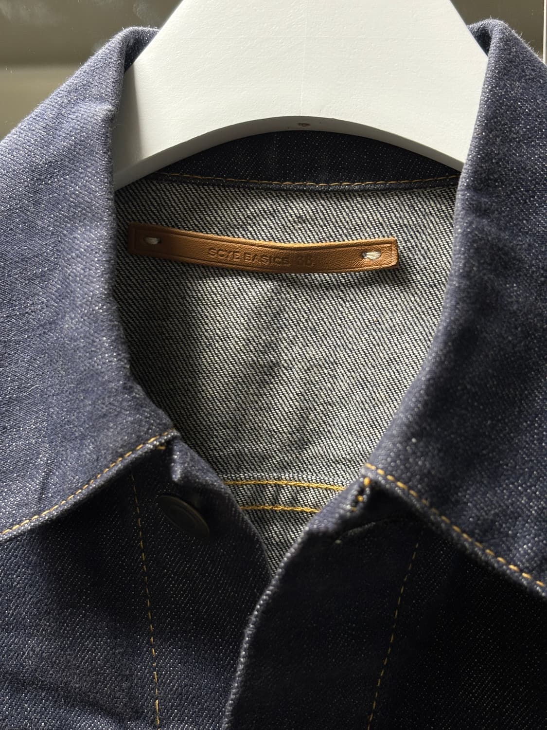 Scye 리지드 크롭 데님자켓 상품이미지3