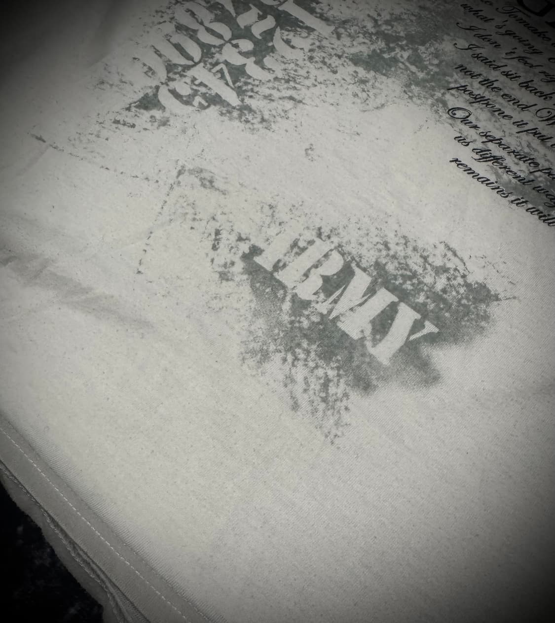 In the Attic lettering design T-shirt 상품이미지3