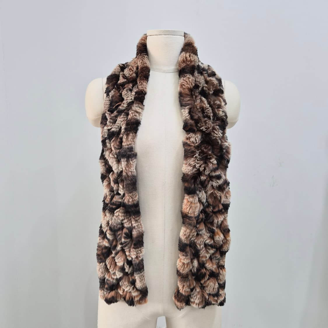 브라운 믹스 래빗퍼 롱머플러 상품이미지3