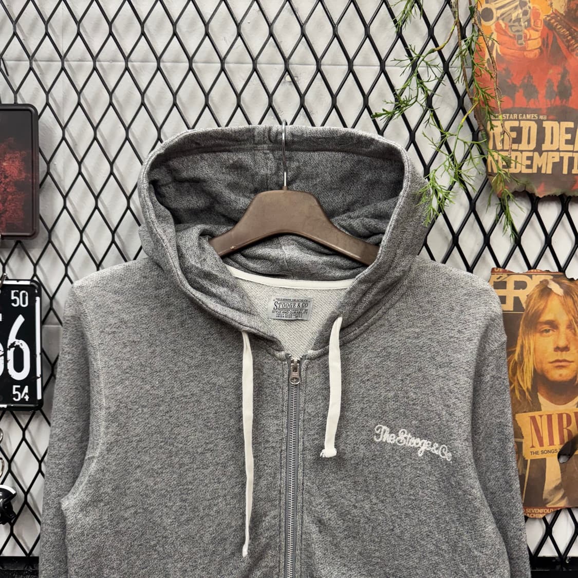 스투지앤코 후드 집업 후면 레터링 로고 포인트 그레이 상품이미지3