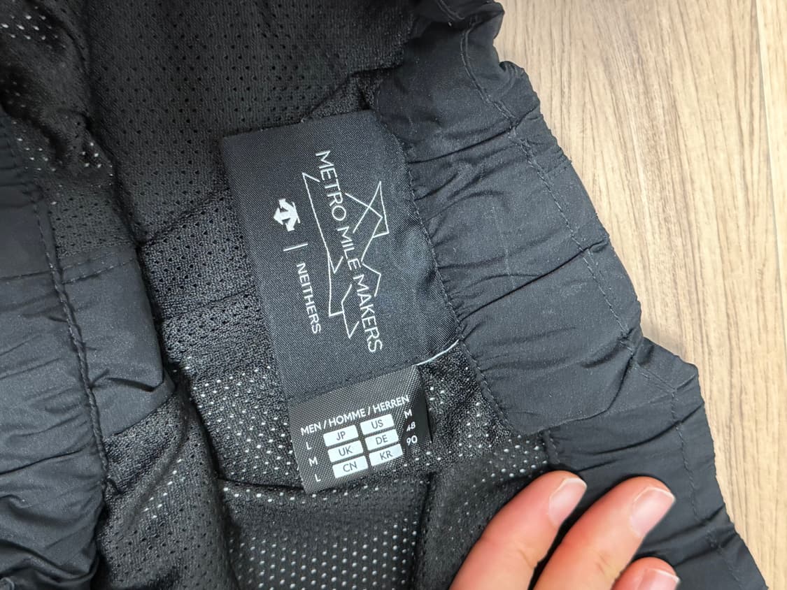 데상트 x 네이더스 콜라보 트랙팬츠 L 상품이미지2