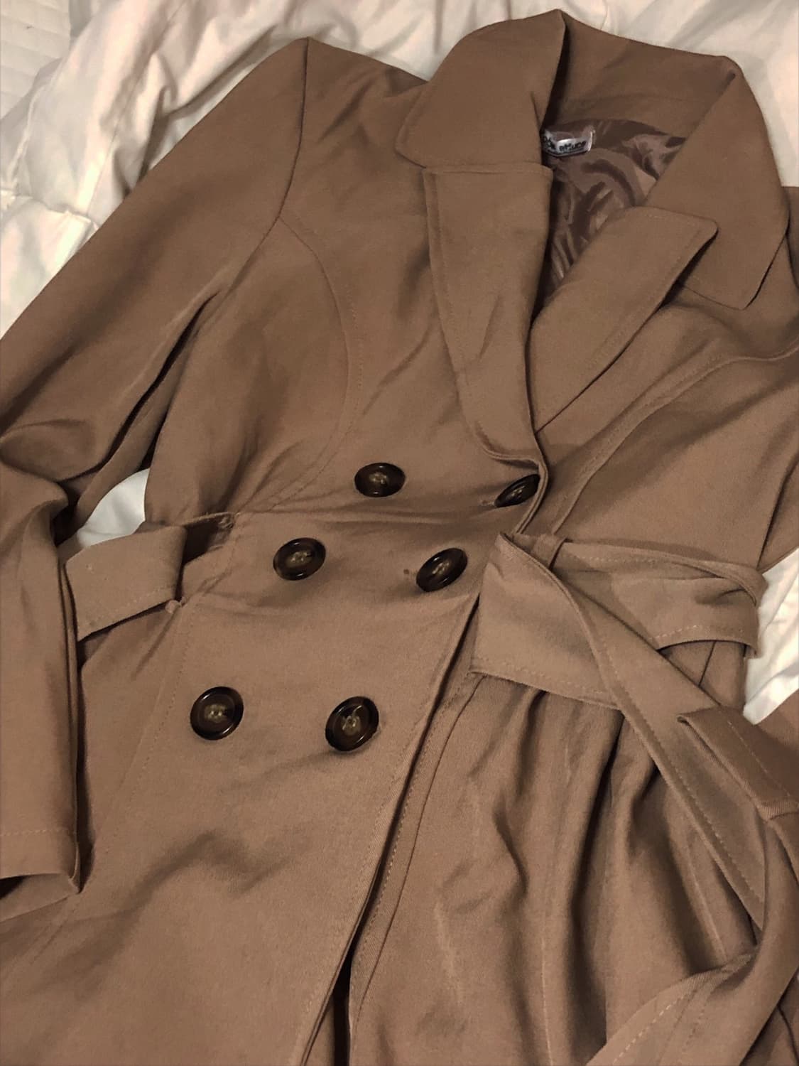 Kobe Lettuce 하프 트렌치코트 겸 미니 원피스 상품이미지1