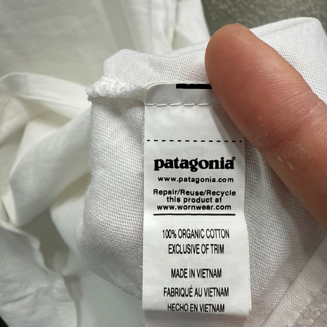 [S] 파타고니아 화이트 반팔 티셔츠 상품이미지5