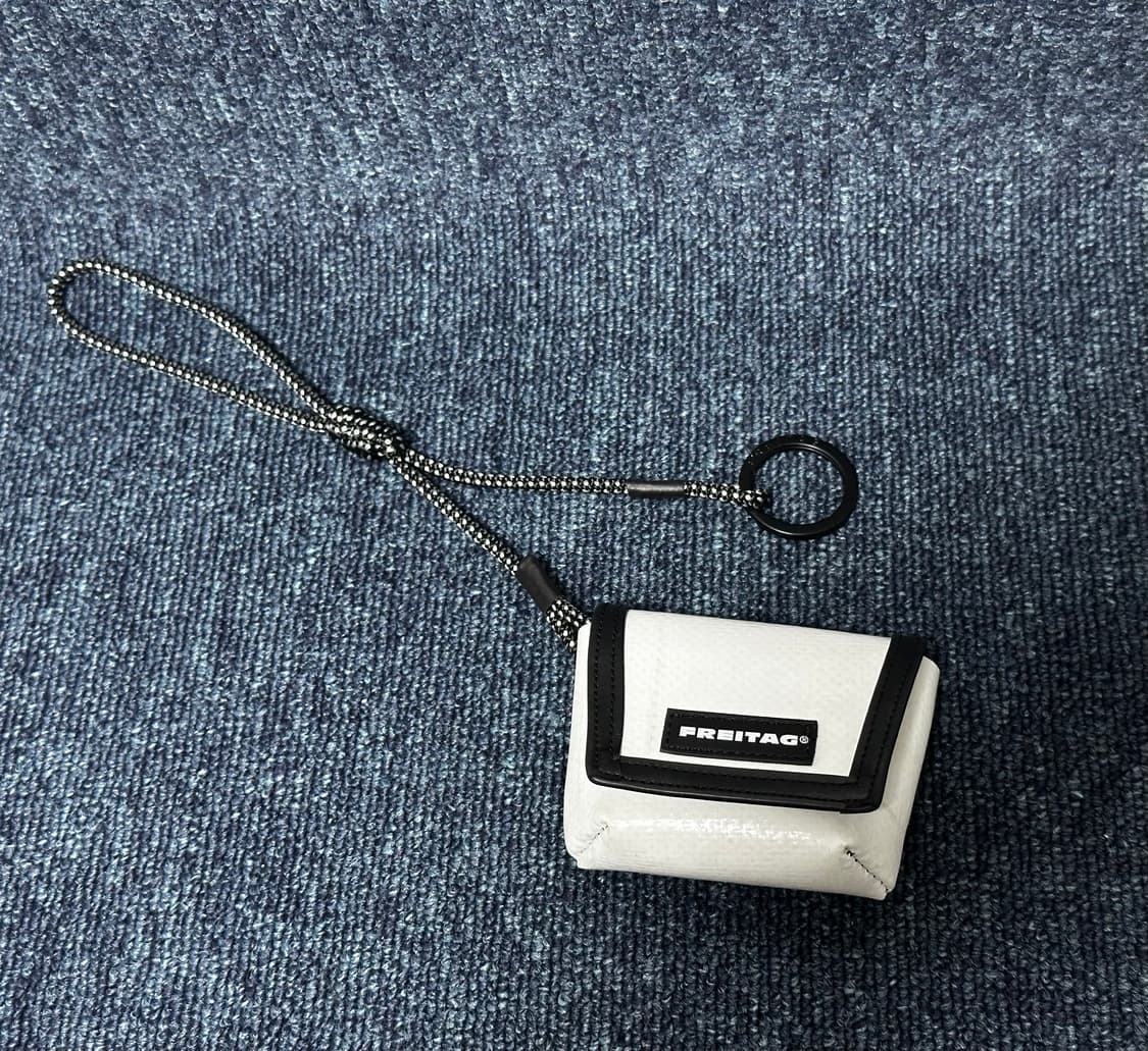 새제품 Freitag 프라이탁 올흰 미니 키링 판매 상품이미지6