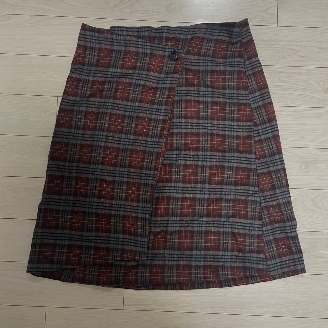 빈티지 체크 미디 랩 스커트 상품이미지1