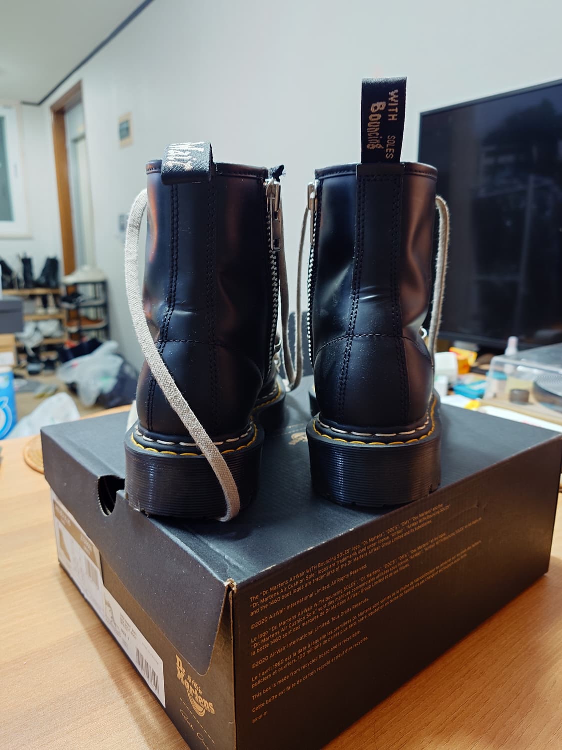 릭오웬스 닥터마틴 1460 벡스 솔 부츠 상품이미지4
