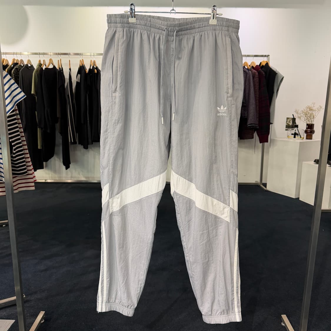 [3XL] 아디다스 로고 우븐 조거팬츠 상품이미지1