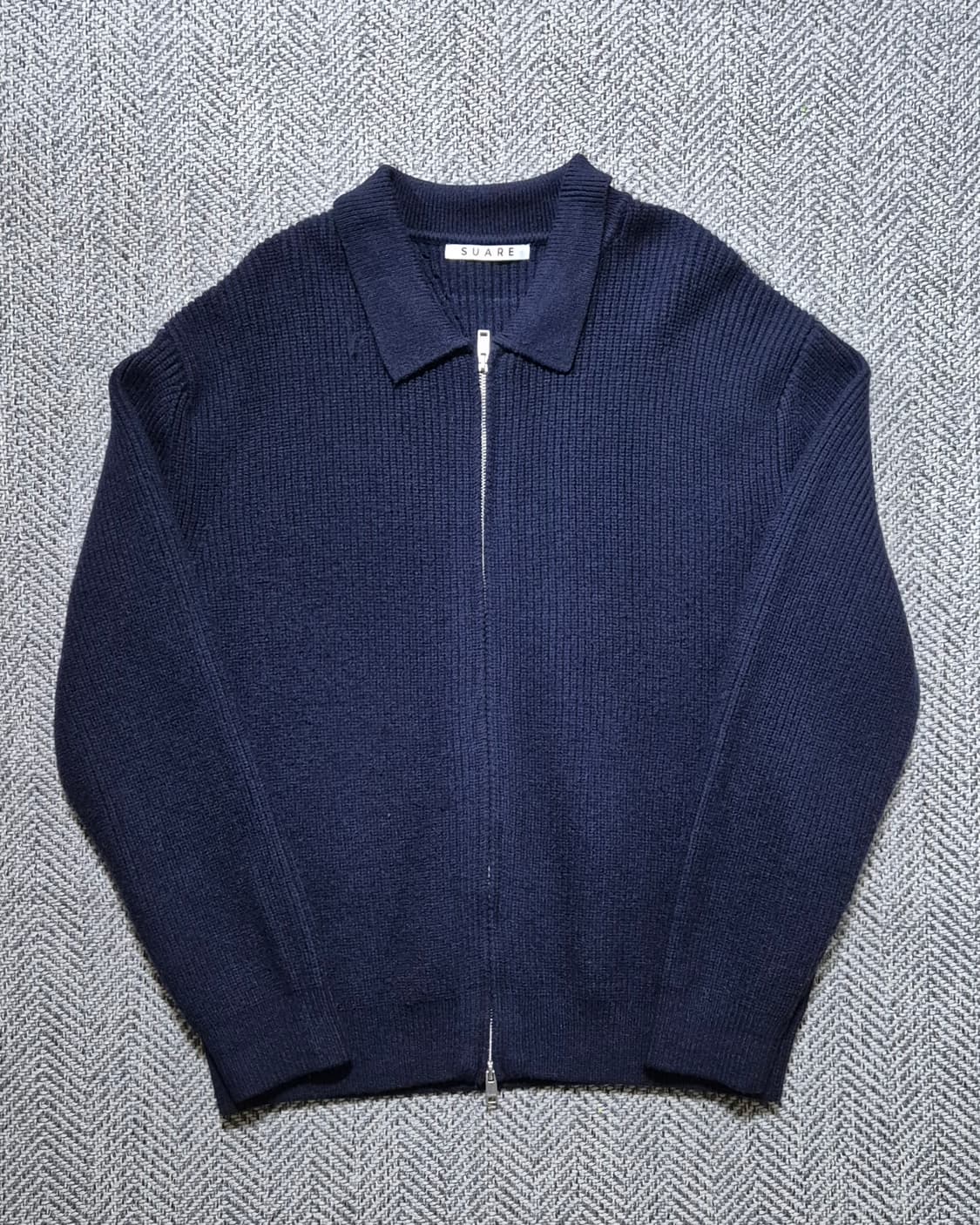 수아레 하찌 카라 집업 니트 M 네이비 상품이미지1