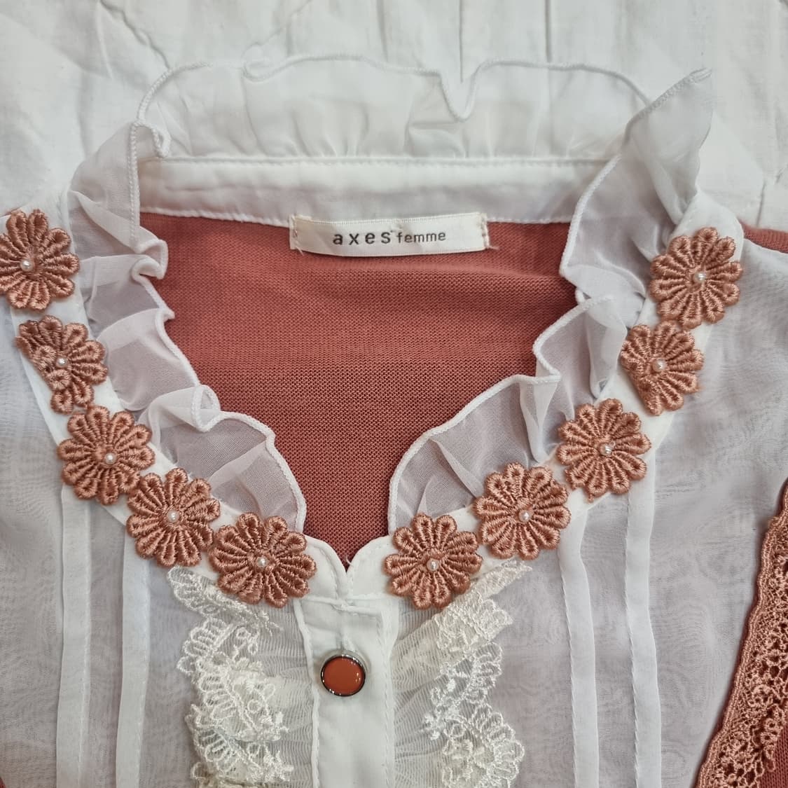 플라워 버튼 블라우스axes femme 악시즈팸므 상품이미지6