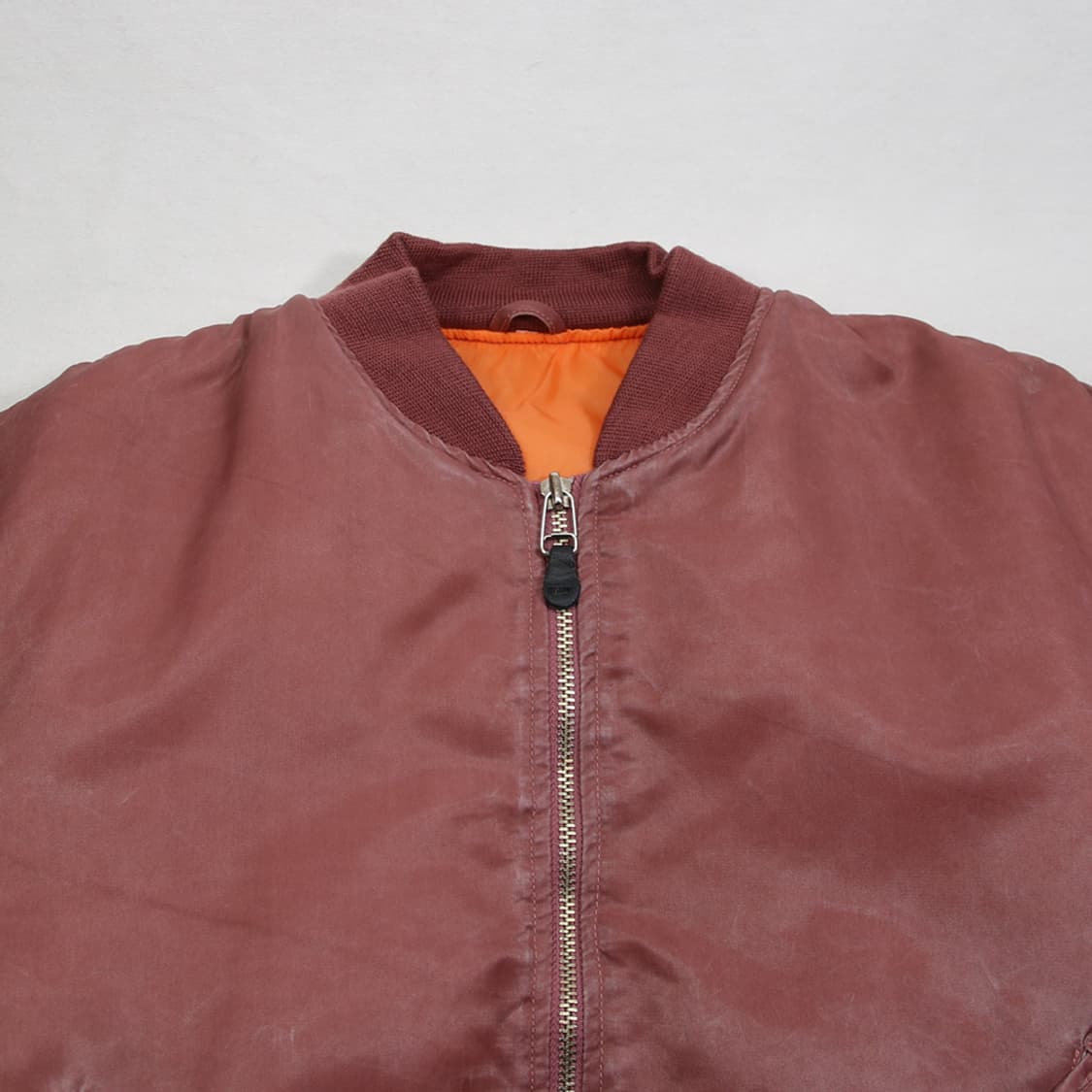 (착용컷) MA-1 워시드 플라이트 자켓 (남성용 100) 상품이미지4