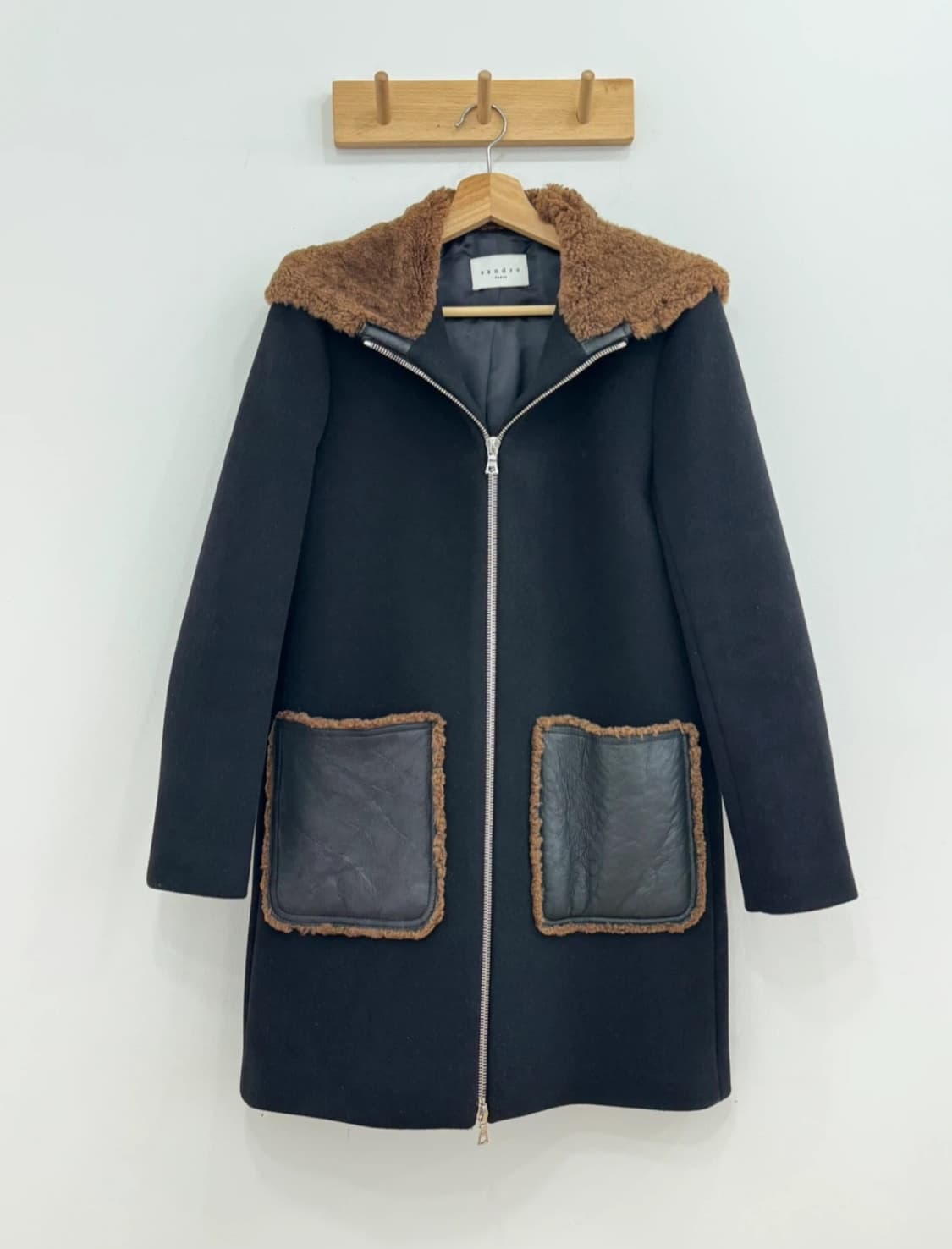 산드로 시어링 가죽 후드 코트 상품이미지5