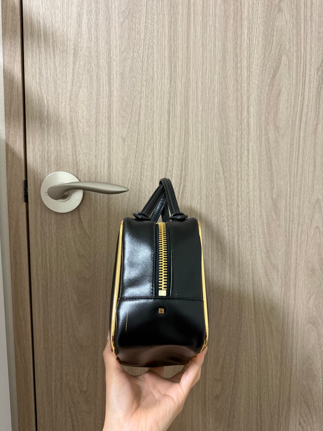 알렉산더왕 토트백 블랙 상품이미지3