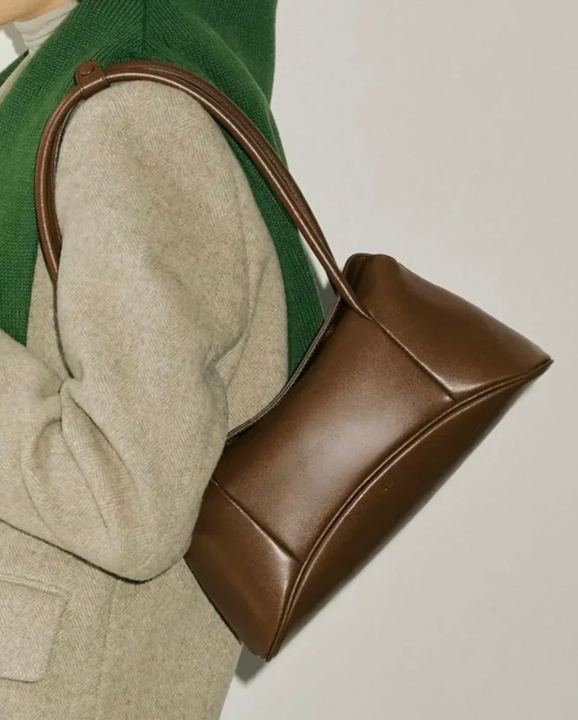 플로르 마트리 숄더백 모카브라운 상품이미지3