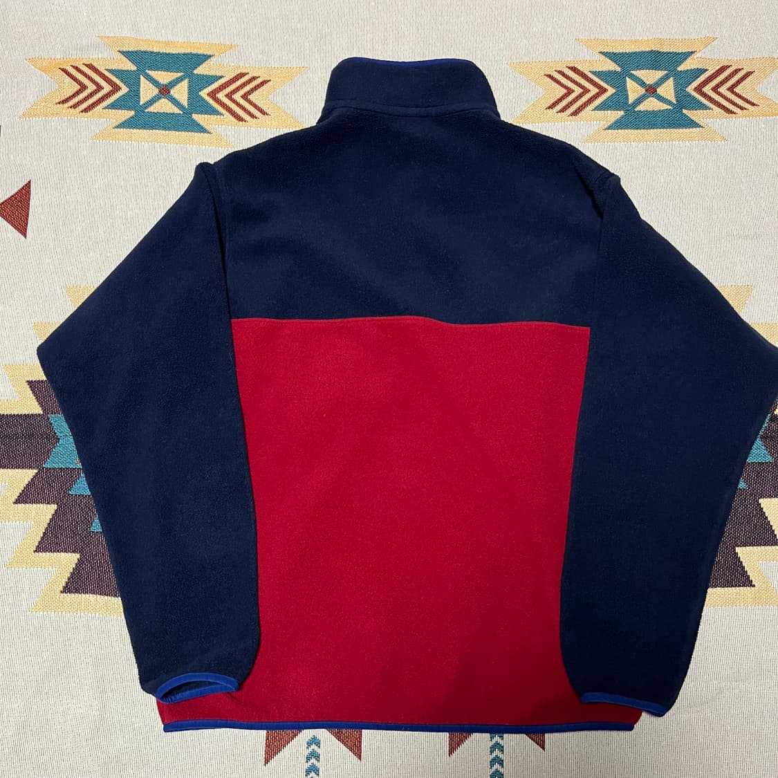 파타고니아 신칠라 스냅티 켄달 제너 착용 L 상품이미지8