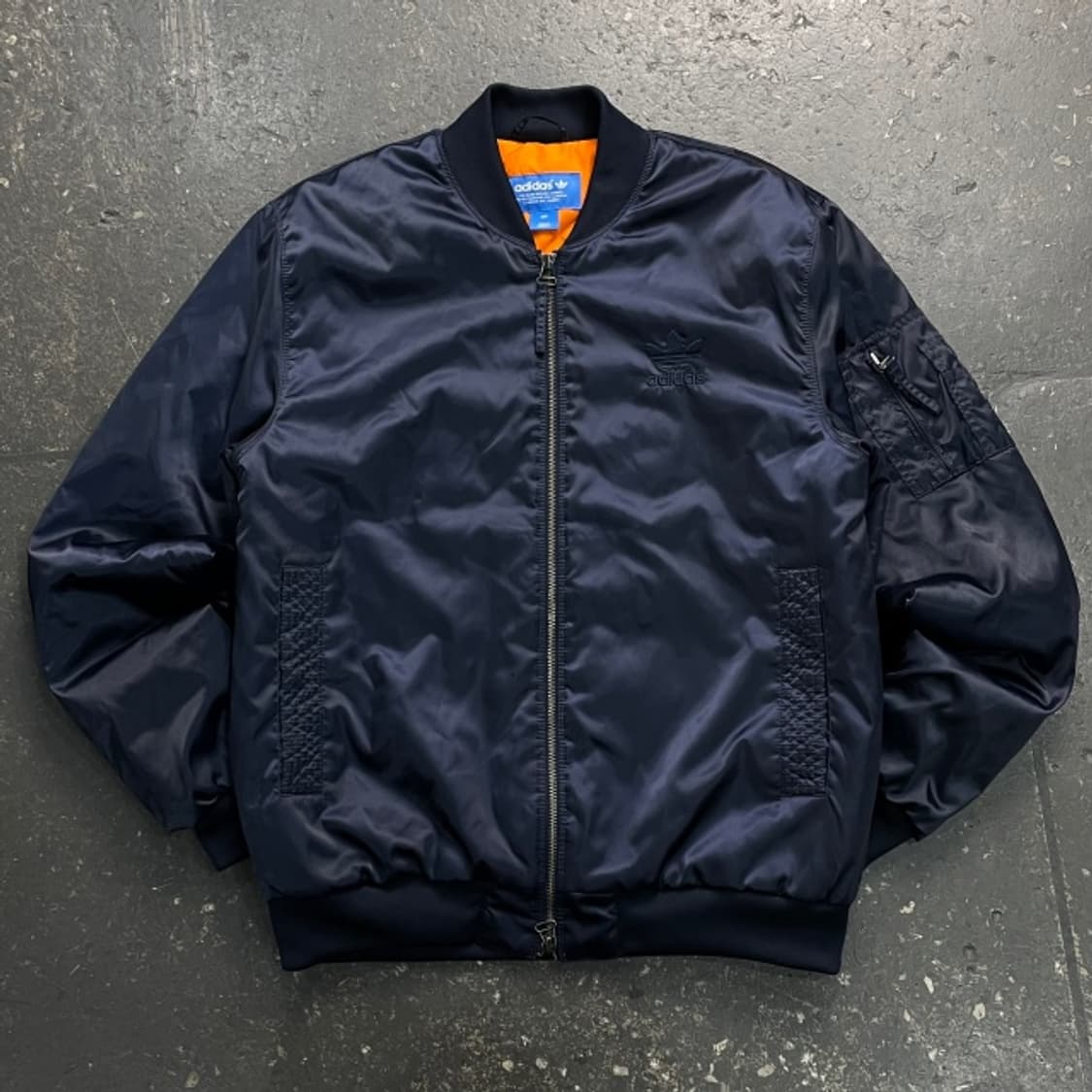 105 아디다스 MA-1 항공점퍼 상품이미지1