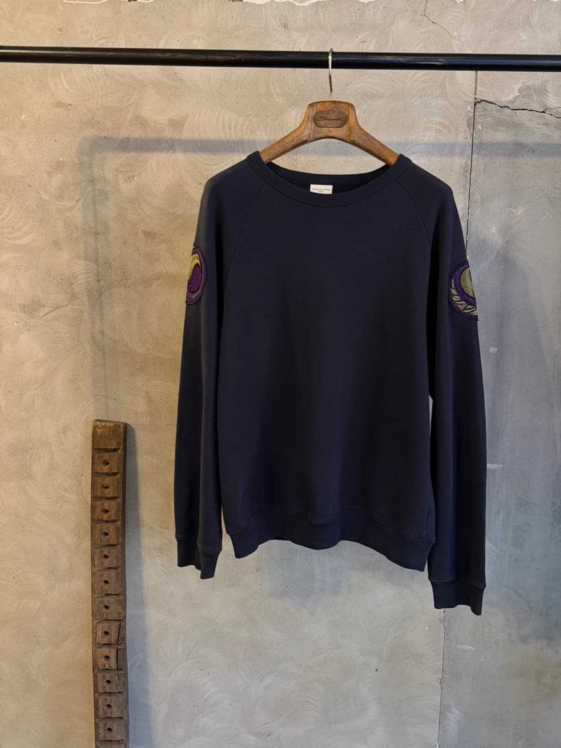 드리스반노튼 맨투맨 100~103 상품이미지1