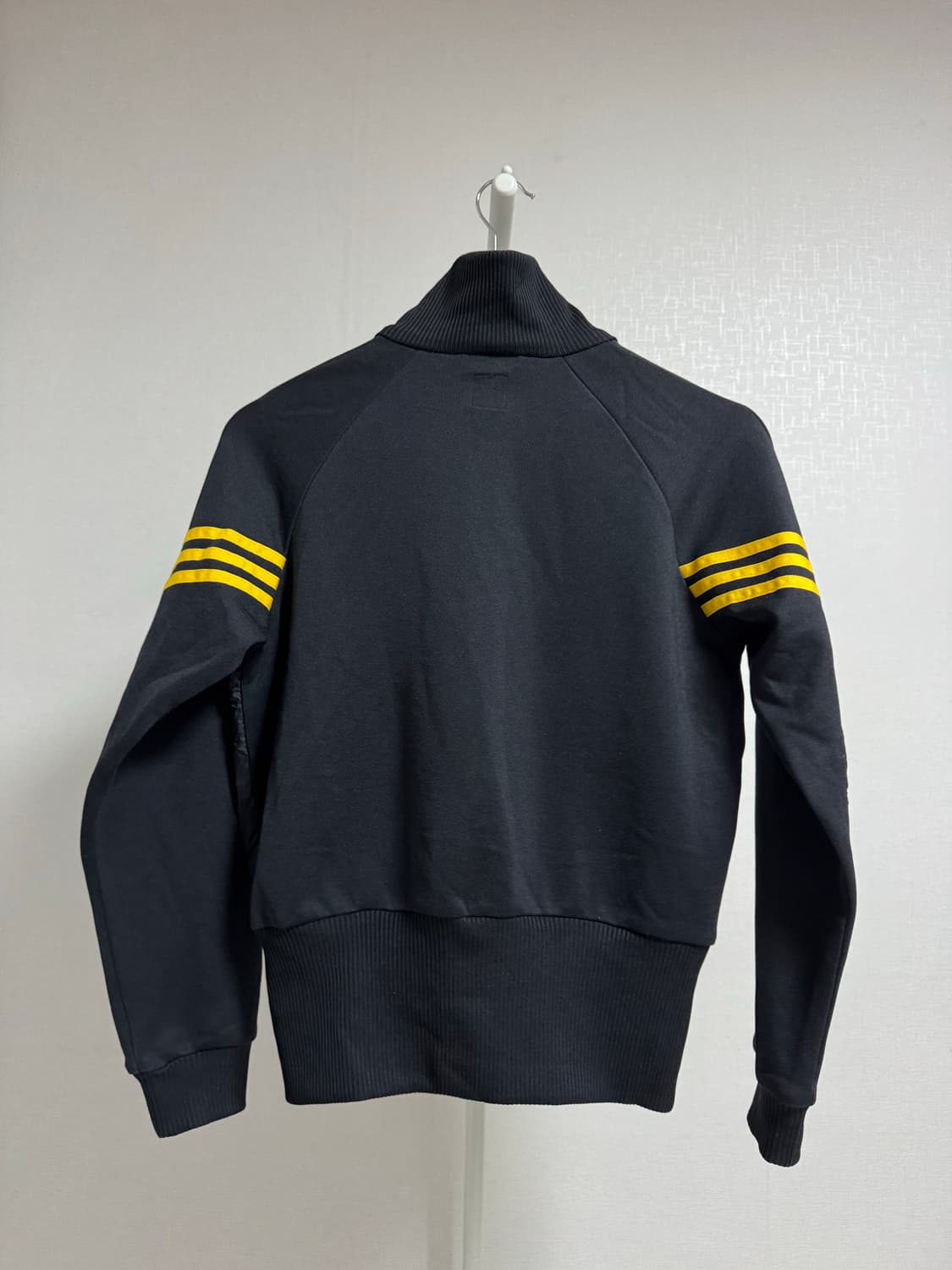 아디다스 블랙/옐로우 삼선 트랙탑 90 상품이미지2