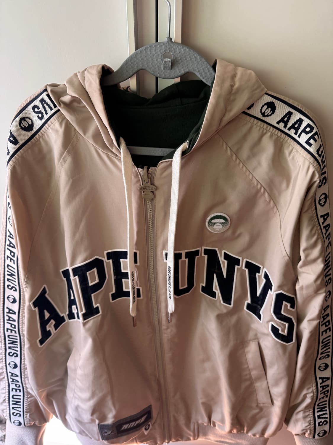 Aape 에이프 메인 라이트 웨이트 자켓 다크 그린 상품이미지1