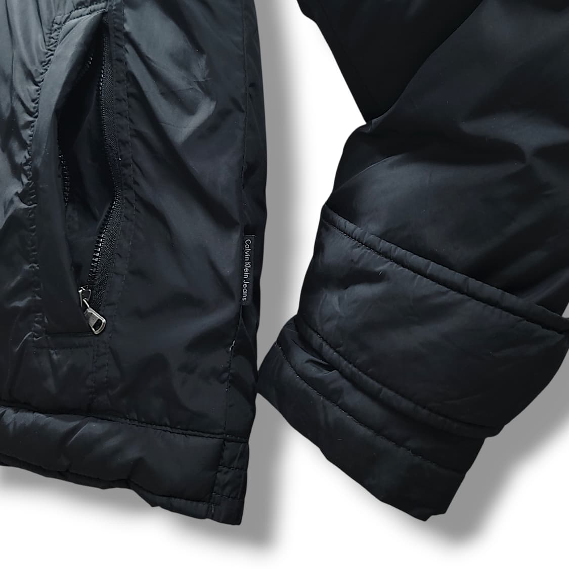 [L] 캘빈클라인 블랙 멀티포켓 나일론 쉘 다운 자켓 상품이미지6