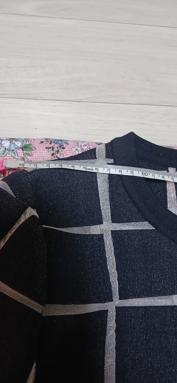 정품 발렌시아가 여성 체크 패턴 니트 가디건 상품이미지5