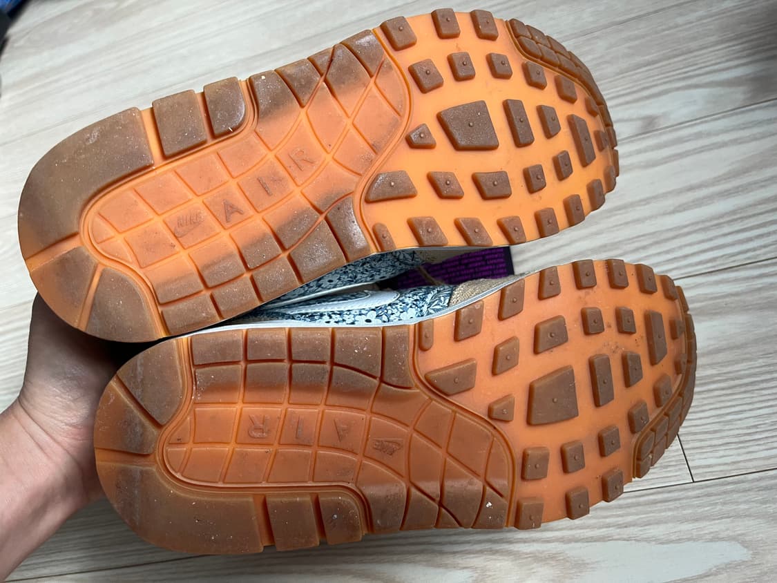 맥스1 리버티 콜라보 225cm 1회착용 nike max liberty 상품이미지8