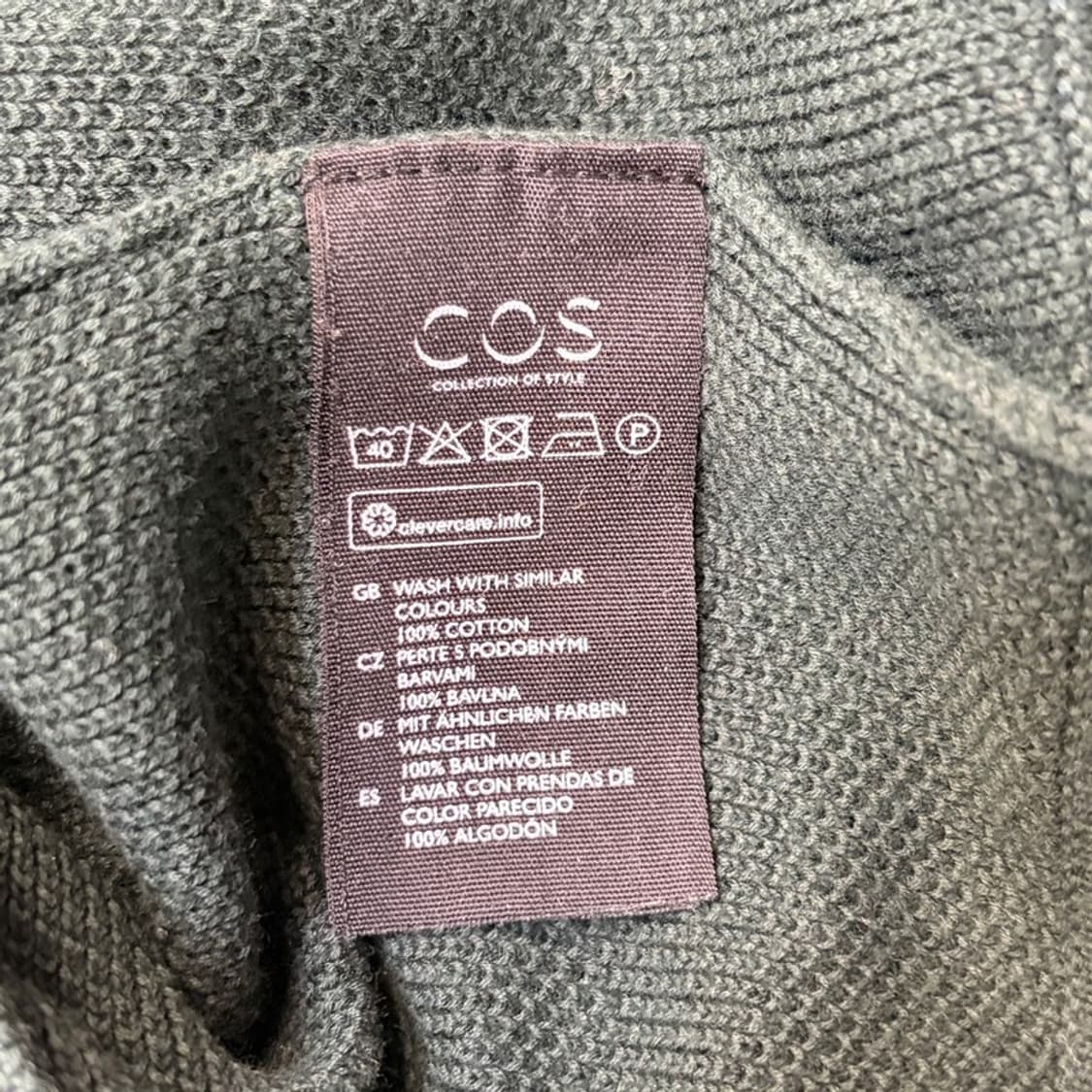 COS 슬림핏 라운드넥 니트 S 상품이미지5