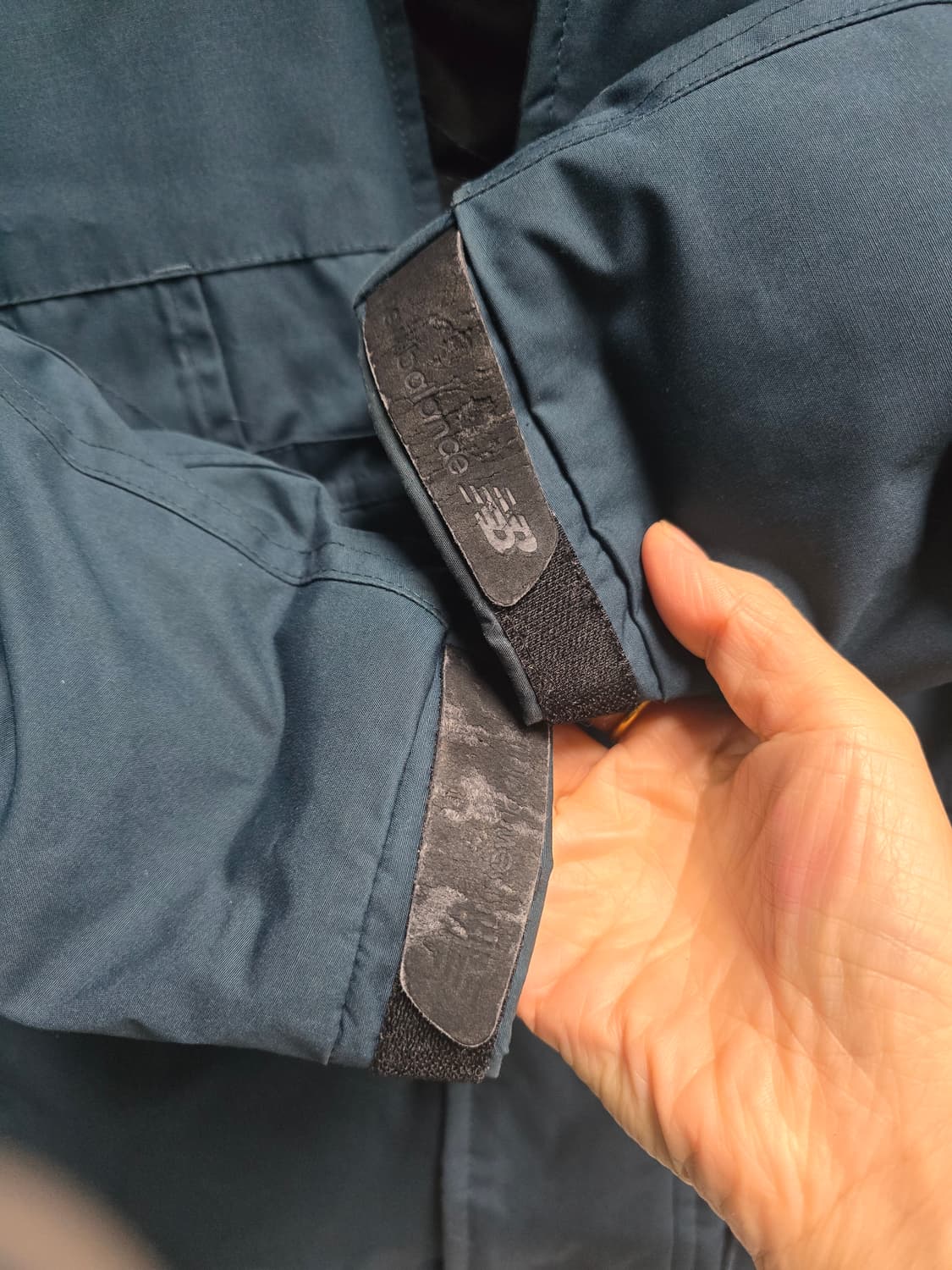 뉴발란스 카메라맨 덕다운패딩 L(100) 상품이미지9