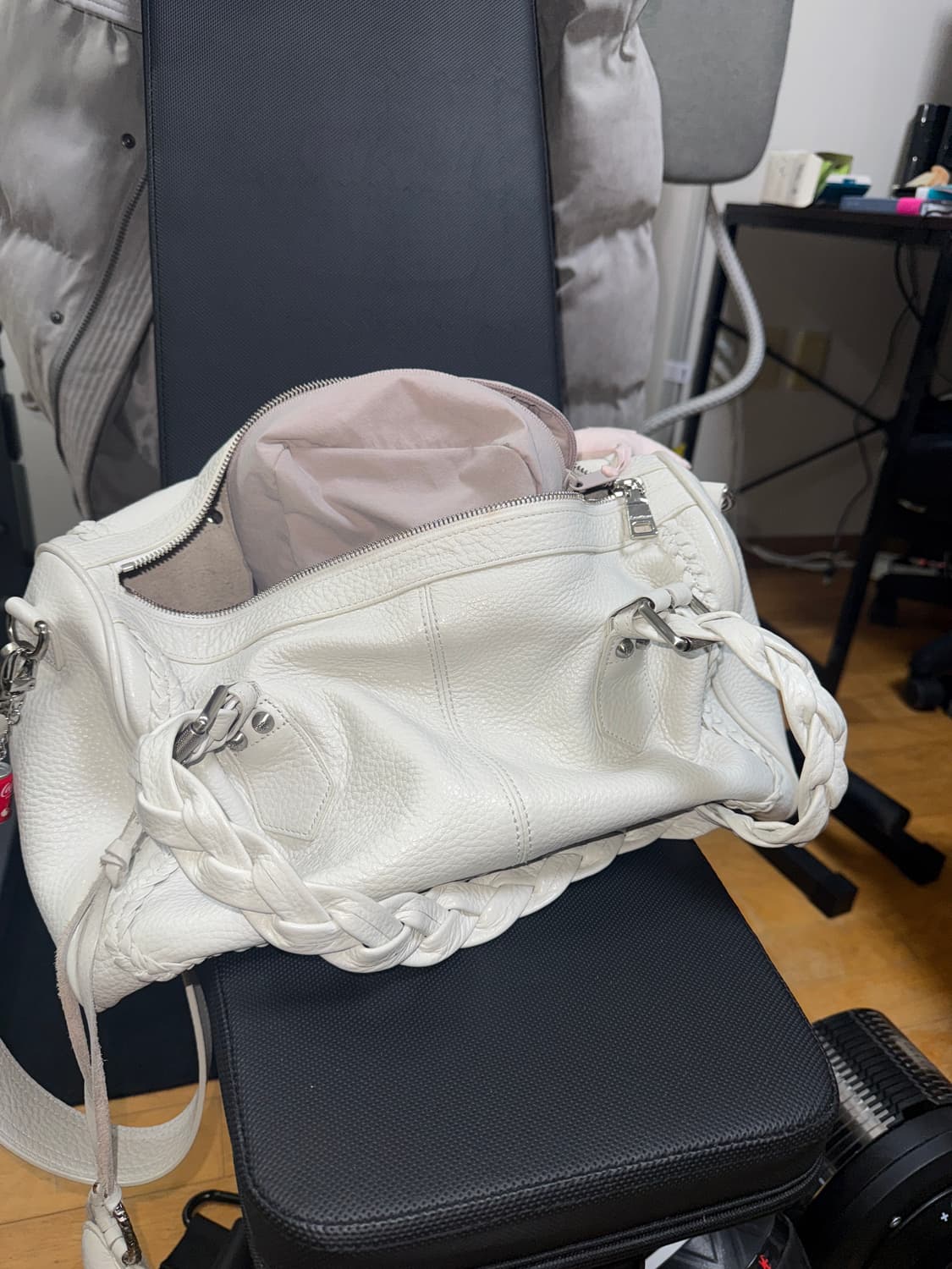 쓰리타임즈 브레이드백 화이트 상품이미지2