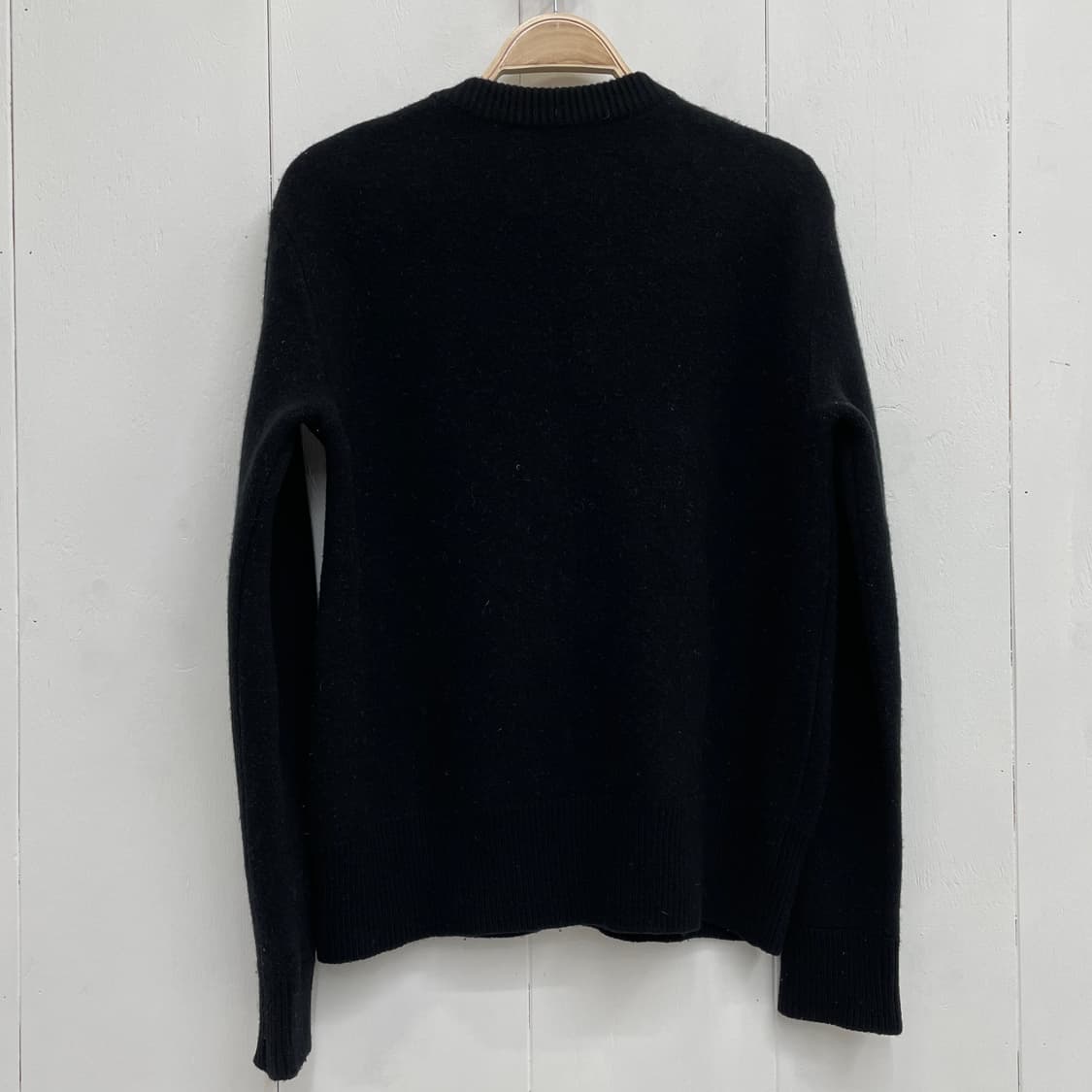 럭키슈에뜨 JDC 울 니트 스웨터 블랙 세미루즈핏 상품이미지7