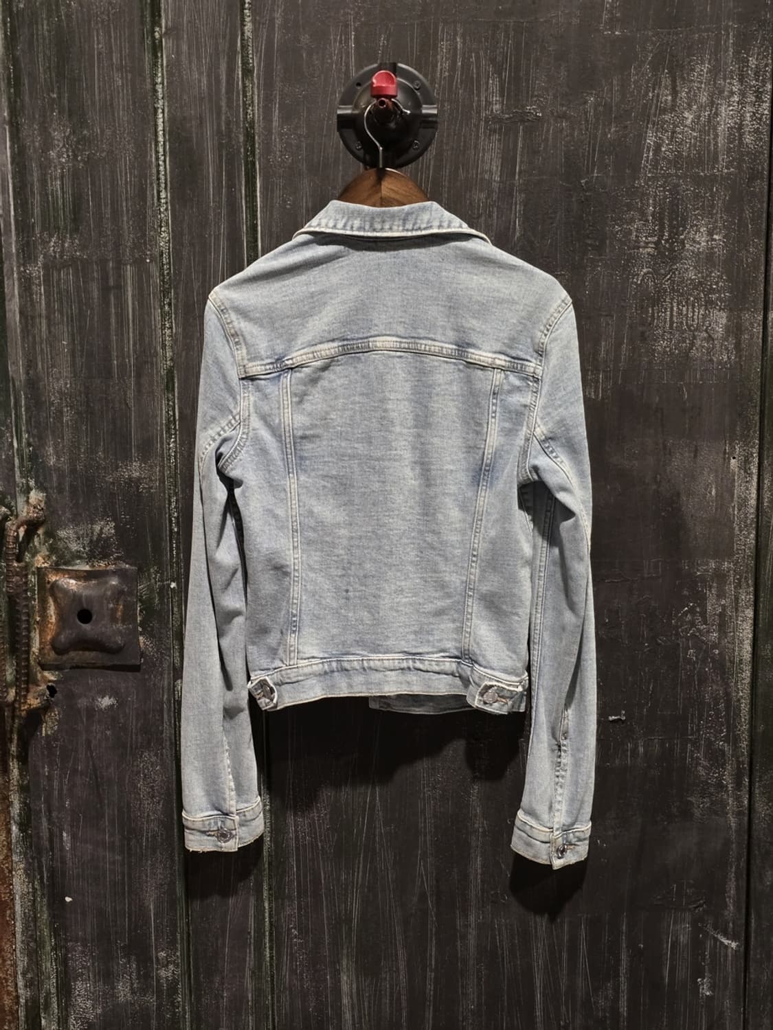 Light Wash Denim Jacket 상품이미지6