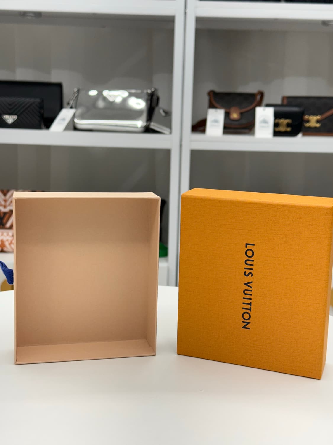 [OS] 루이비통 쉐도우 멀티플 월릿 반지갑 상품이미지8