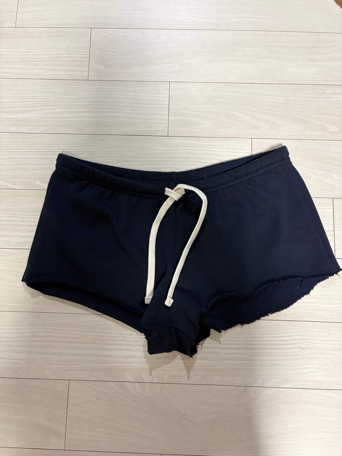 뉴뉴 네이비 코튼 숏팬츠 상품이미지1