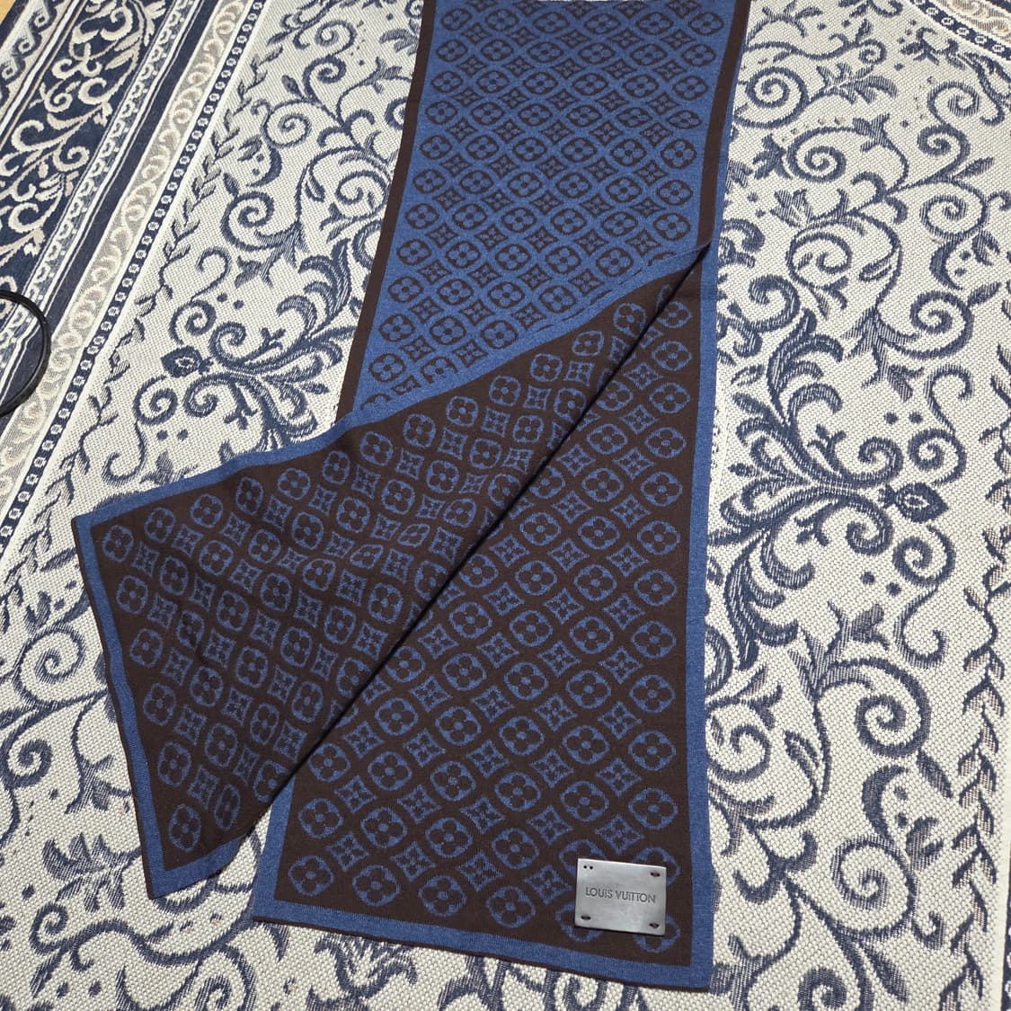 루이비통 캐시미어 100프로 머플러 상품이미지1