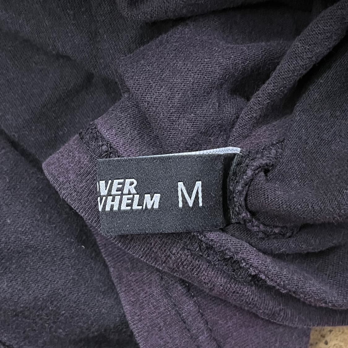 [정품/M] 압도 빅로고 나시 블랙 b17 상품이미지4