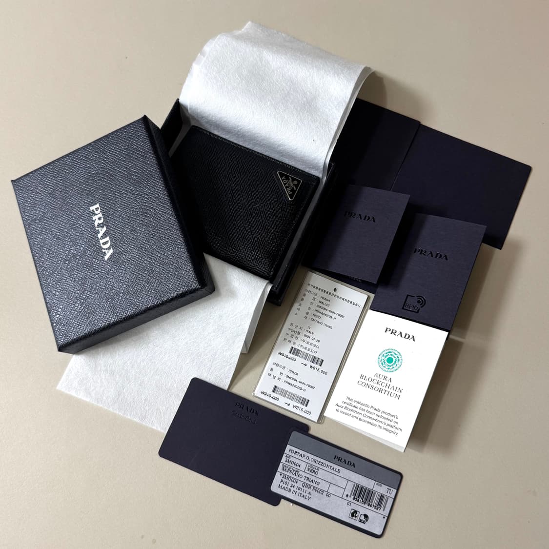 [OS/당일출고]프라다 삼각로고 사피아노 반지갑 상품이미지2