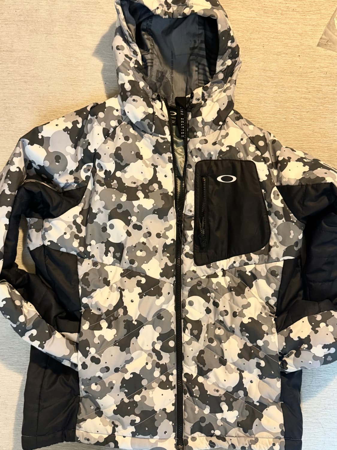 오클리 경량패딩  상품이미지1