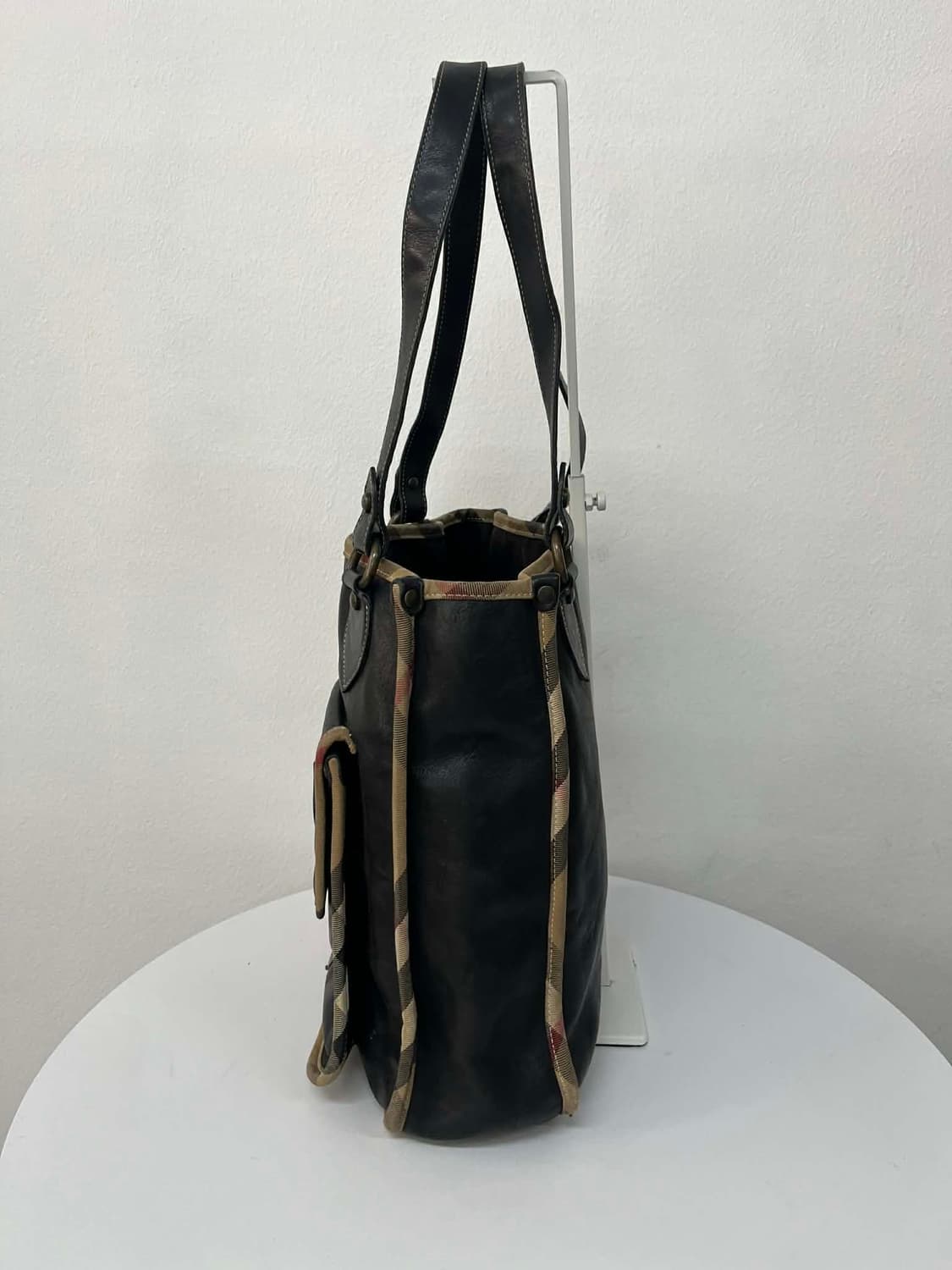 버버리 노바체크 가죽 트림 숄더 토트백 상품이미지2