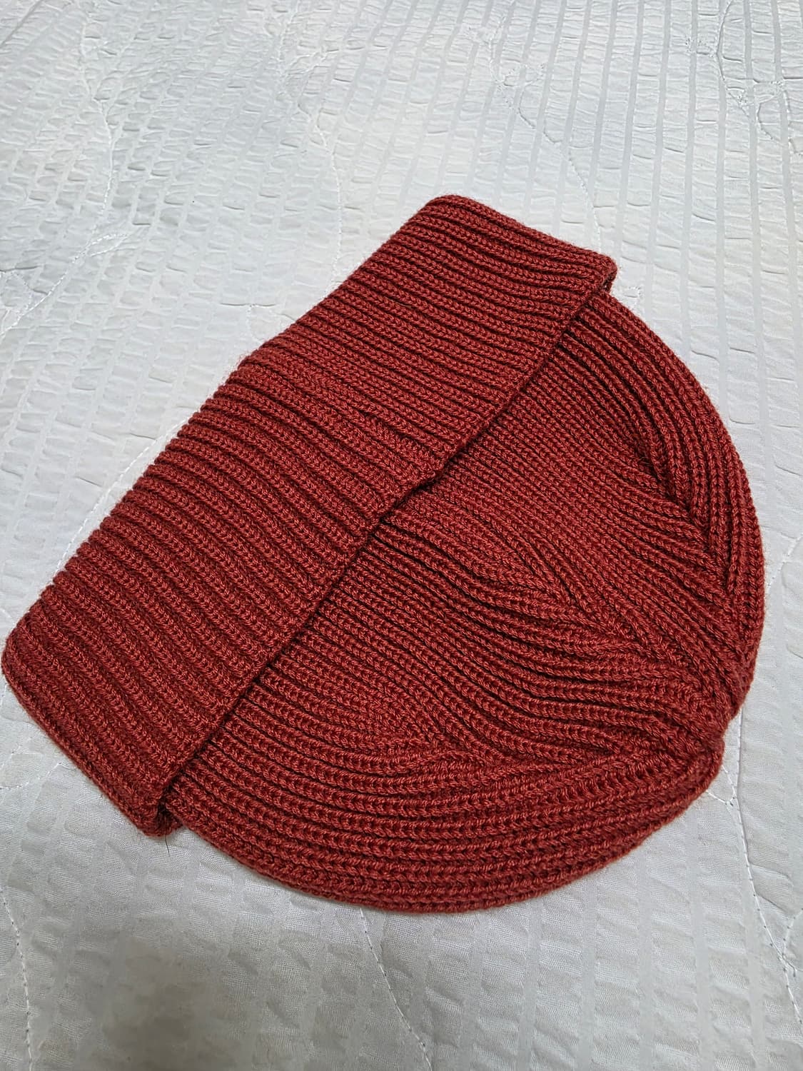 데우스 새상품 택만 제거된 미착용 델타 숏 비니 오렌지레드색상 deus 상품이미지7