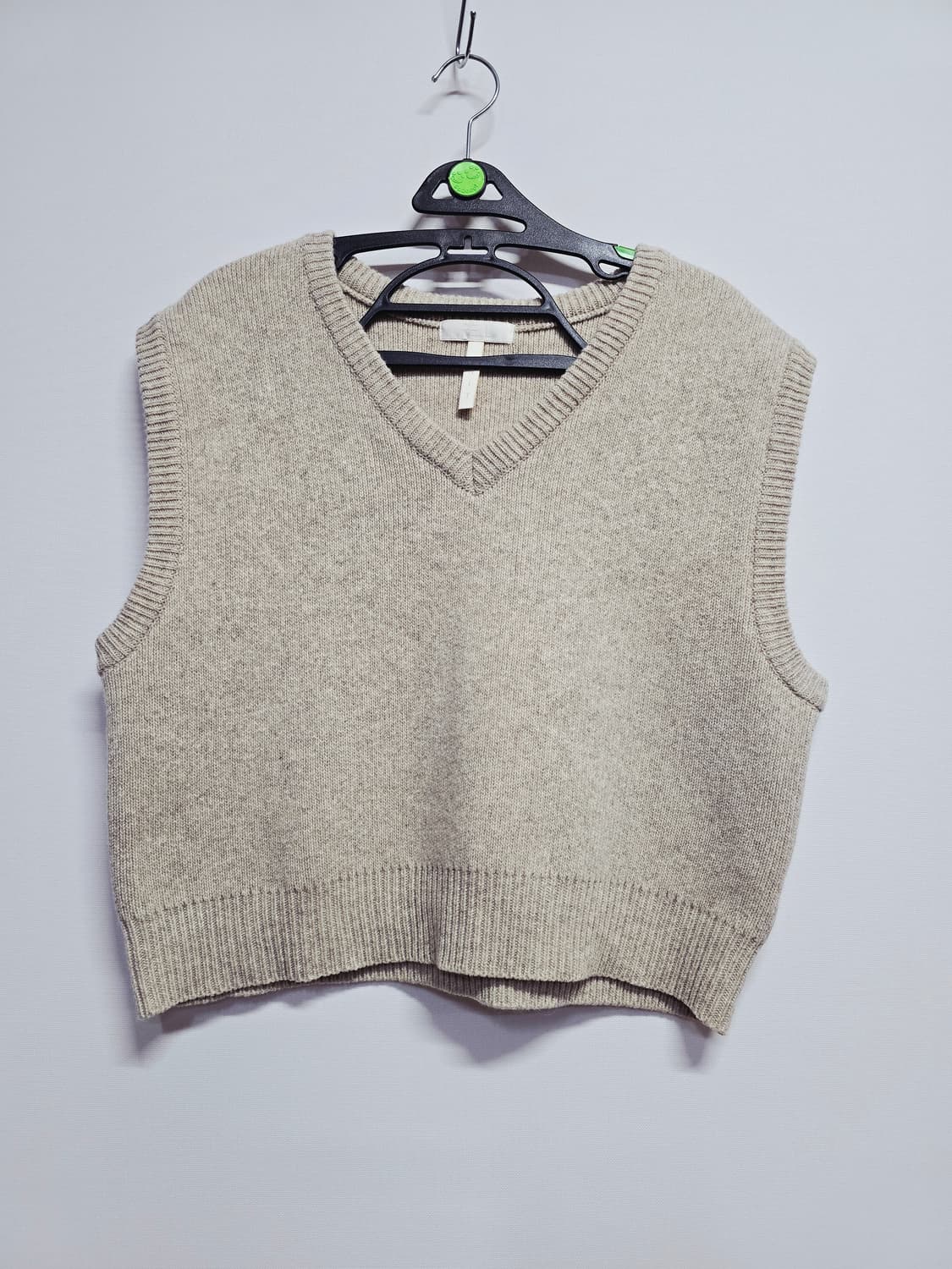 RE_L 리엘 브이넥 니트 조끼 베이지 FREE 상품이미지1