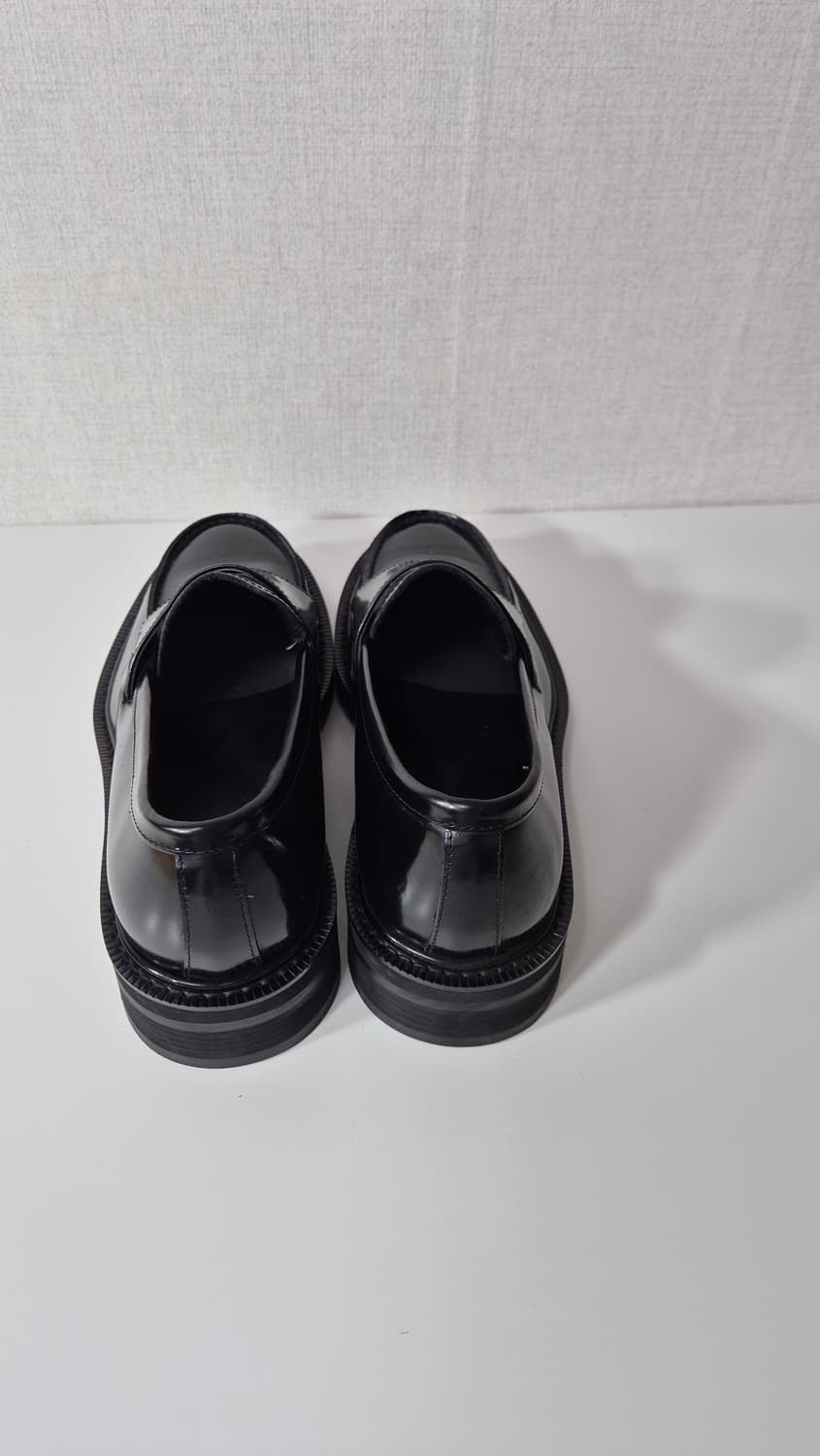 무신사스탠다드 볼드 로퍼 상품이미지4