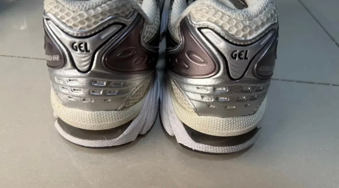 아식스 젤카야노14 크림블랙 260사이즈 상품이미지3