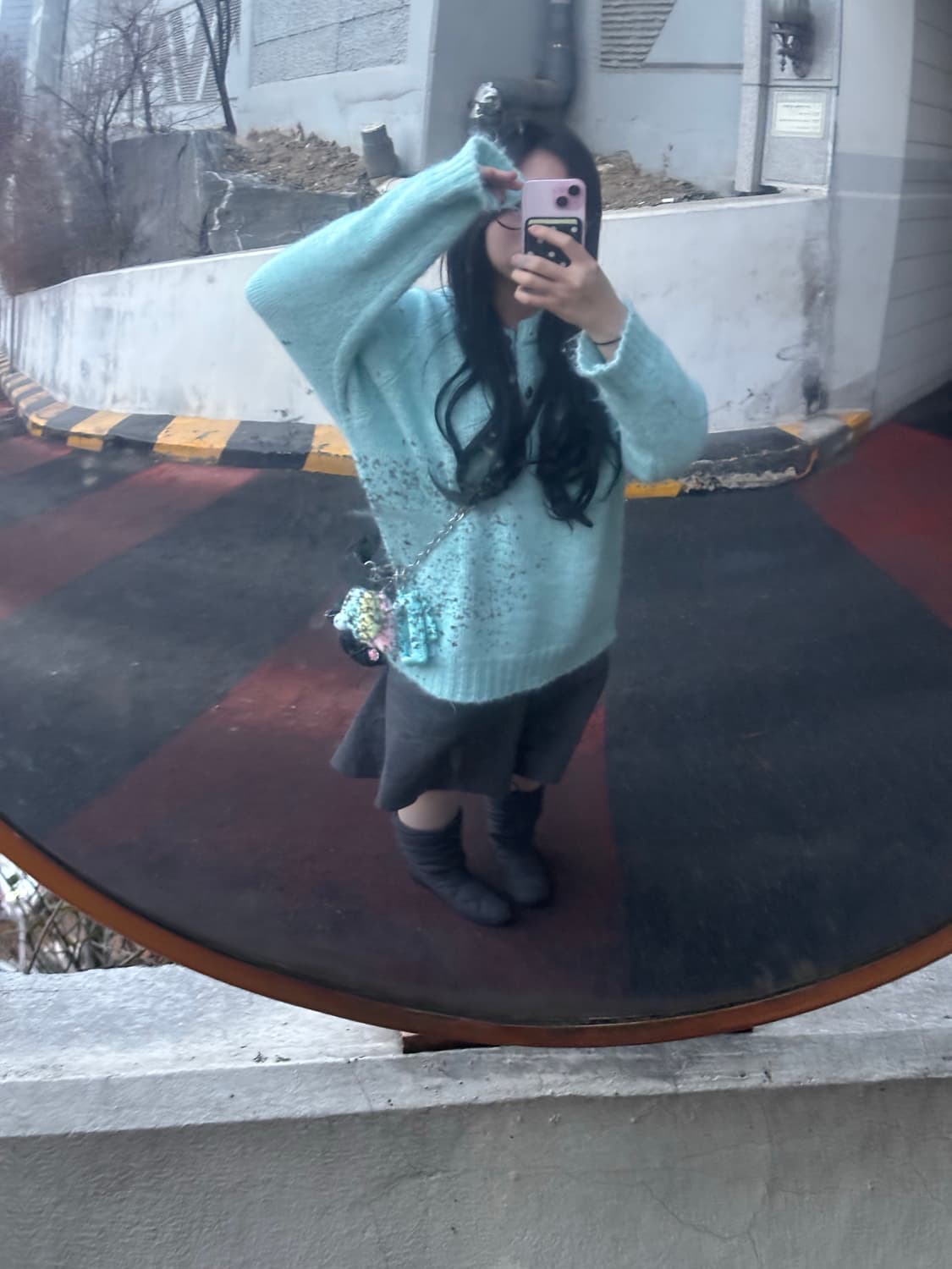 스하 헨리넥 버튼 오버핏 니트 상품이미지3