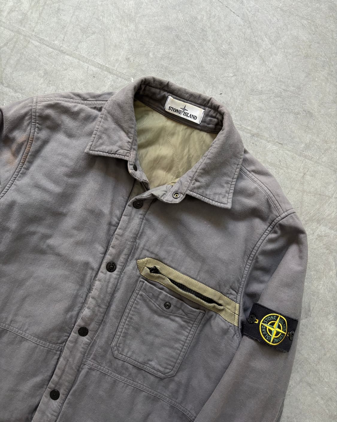 Stone Island 스톤아일랜드 차콜 컬러 와펜 셔츠 자켓 상품이미지2