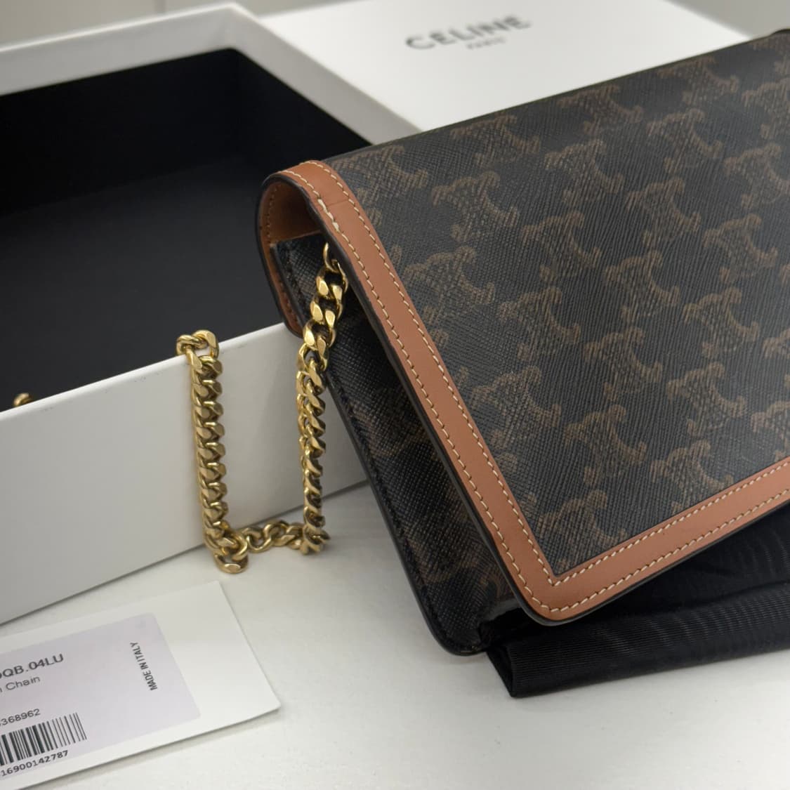 셀린느 트리오페 마고 체인백 상품이미지4