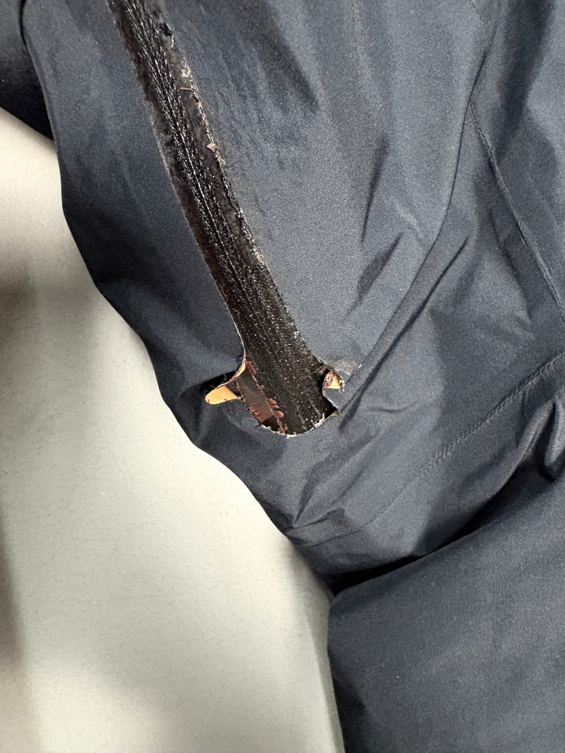 아크테릭스 피션 고어텍스 패딩 자켓 A3596 상품이미지10